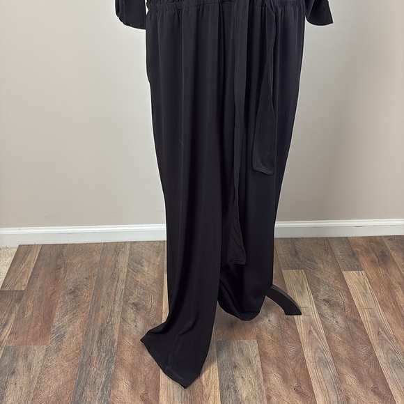 Chicos Travelers Jumpsuit Roll Up Sleeves Tie Belt Waist Black Size 18P - Picture 4 of 11